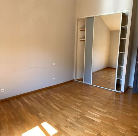 Location Appartement 3 pièces 64m² - Photo 3