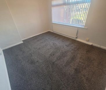 3 bedroom end of terrace house to rent - Photo 1