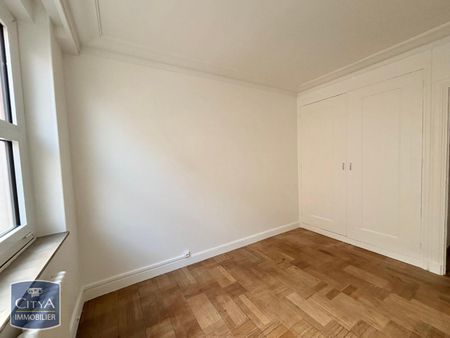 Location Appartement 3 pièces 91m² LYON 3ème - Photo 4
