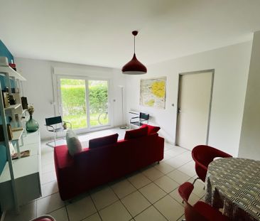 Chambre - 10,39 m2 - Jardin - Photo 3