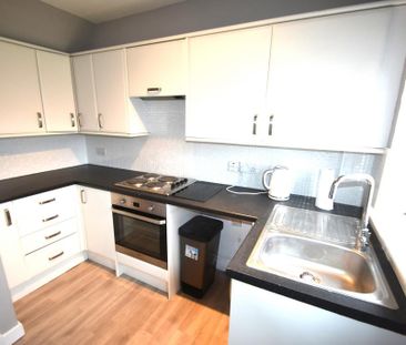 3 bedroom terraced house to rent - Photo 4