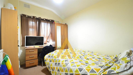 4 bedroom terraced house to rent - Photo 4