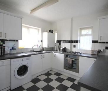 2 bedroom maisonette to rent - Photo 5
