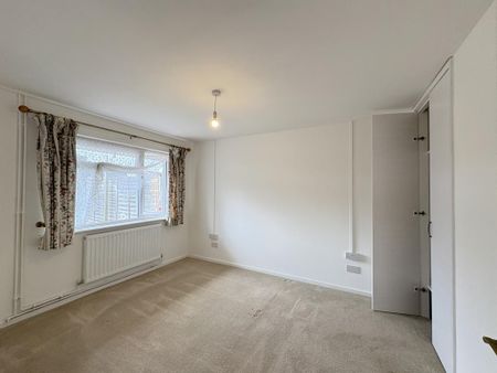 2 bedroom bungalow to rent - Photo 3