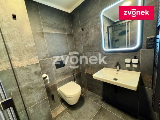 Exkluzivní byt 3+kk s terasou a nádherným výhledem - Fotografie 1