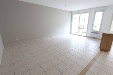 Appartement 3 pièces - - Photo 3