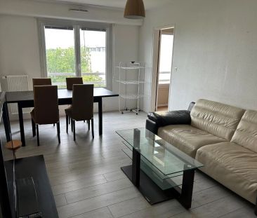 Appartement à louer 3 pièces 67.1m² - Photo 2