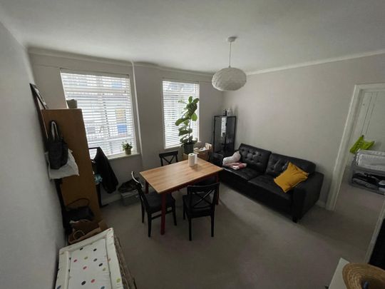 1 Bed Flat, Hatherley Grove, W2 - Photo 1