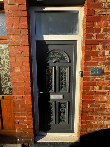 2 bedroom terraced house to rent - Photo 5