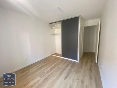 Location Appartement 4 pièces 112m² PONT DE CHERUY 38230 - Photo 4