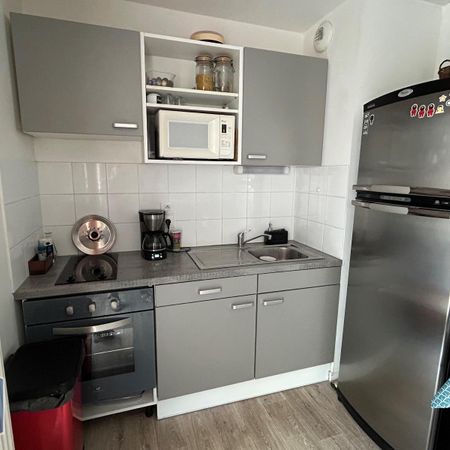 Location Appartement 2 pièces 43m² NOYELLES SOUS LENS 62221 - Photo 3