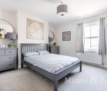 3 bedroom maisonette to rent - Photo 5
