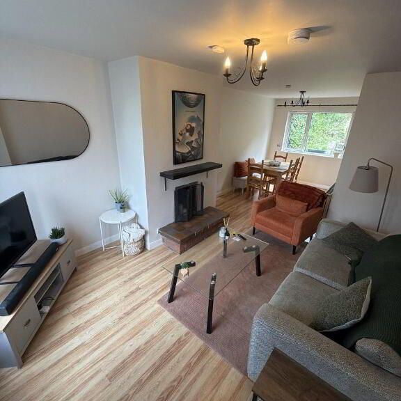 27 Hampton Parade, Belfast, BT7 3EQ - Photo 1