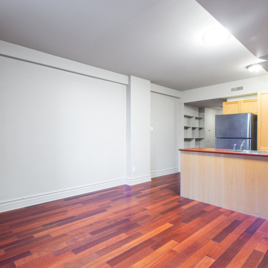 65 Boul. René Lévesque E., Montréal (Ville-Marie), QC H2X - Photo 1