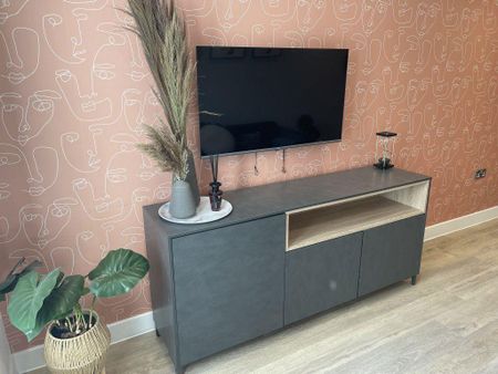 1 bedroom in a house share to rent - Photo 2