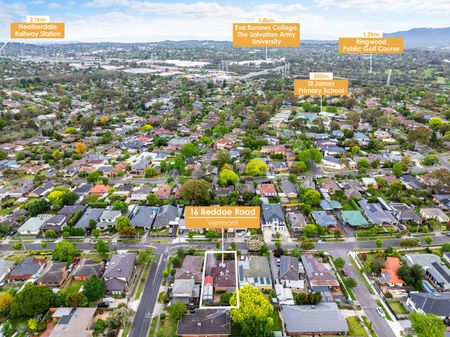 16 Beddoe Road, VERMONT, VIC - Photo 4