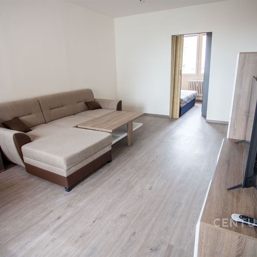 Pronájem bytu 2+1 43 m² - Фото 1