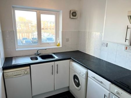 1 bedroom apartment to rent - Photo 2