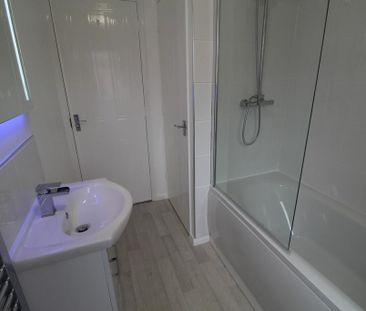 2 bedroom terraced house to rent - Photo 6