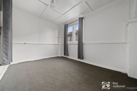 CUTE AND COSY RENOVATED COTTAGE - Photo 4