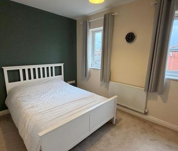 2 bedroom terraced house to rent - Photo 2