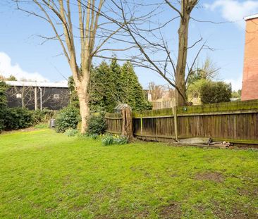 1 Bed Flat, Sylvan Road, SE19 - Photo 3