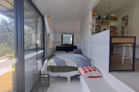 Rear Cabin 45 Dress Circle Road, Avalon. - Photo 3