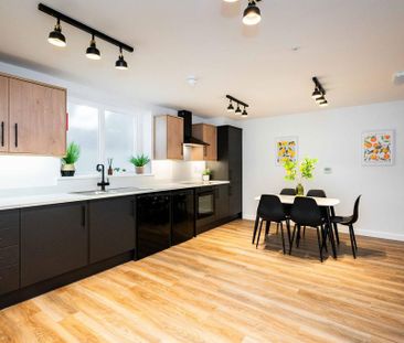 1 bedroom in a flat share to rent - Photo 6