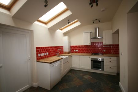 10 Victoria Road, Belfast, BT4 1QU - Photo 5