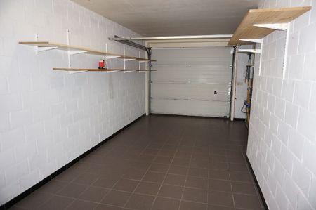 Zuidgerichte 3 slaapkamerwoning met inpandige garage. - Photo 4