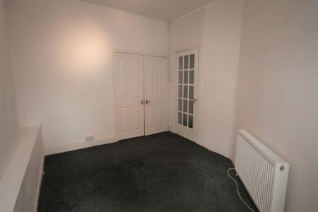 Aitken Street, 1 Bed Bright Unfurnished Apartment, Dennistoun – Available 10/01/2025 - Photo 4