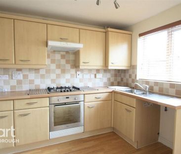 3 bedroom terraced house to rent - Photo 3