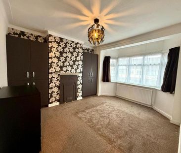 4 bedroom terraced house to rent - Photo 6