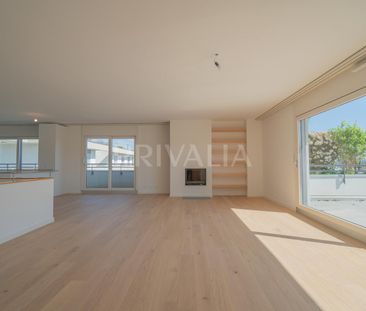 Superbe attique en duplex rénové avec terrasses et vue dégagée - Foto 2