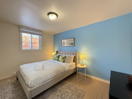 3005 Avenue Barclay, #1 - Photo 5