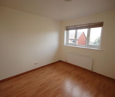2 bedroom semi-detached house to rent - Photo 3