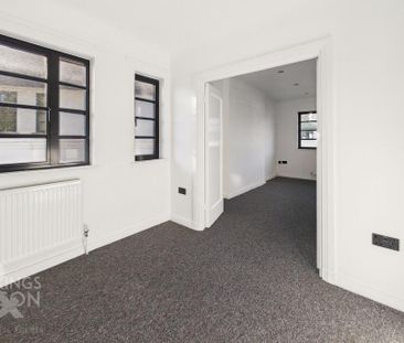 2 bedroom maisonette to rent - Photo 6