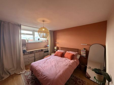 2 Bedroom Flat To Let - Photo 5