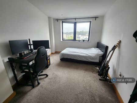 1 bedroom flat to rent - Photo 2