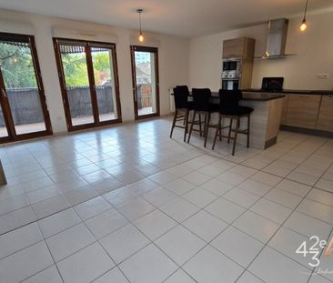 Appartement avec terrasse A LOUER - Photo 3