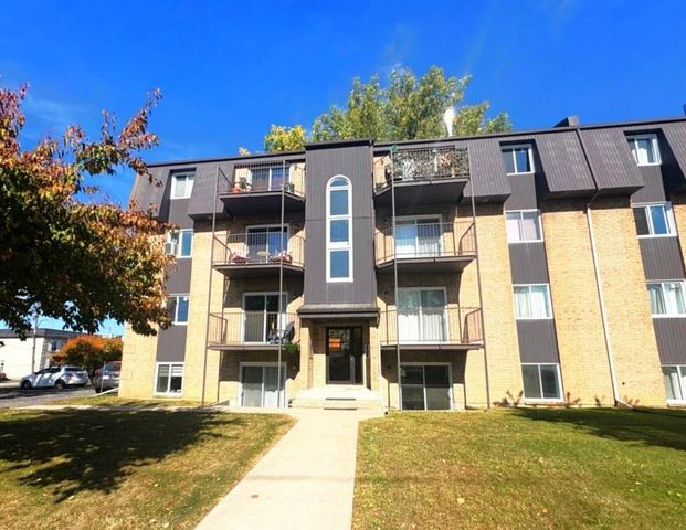 Appartement à louer - La Prairie (Le Fort Neuf) Appartement à louer - La Prairie (Le Fort Neuf) - Photo 1