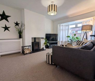 3 bedroom bungalow to rent - Photo 3