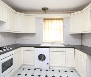 3 bedroom house to rent - Photo 3