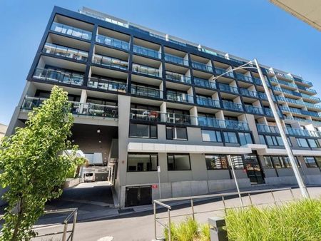 Riverside Living - Stylish Two-Bedroom Apartment in the Playhouse Development - Photo 3