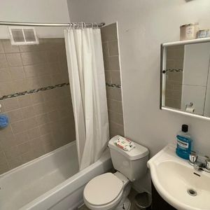 Cession de bail – 3 ½ lumineux au 3e étage (H2P 1X3) - Photo 2