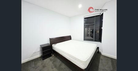 Live in the heart of Sydney Inner City - Photo 4