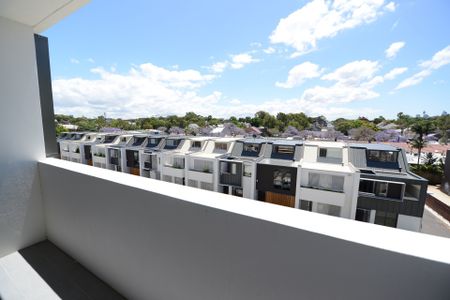 404/2 Pearl Street, Erskineville - Photo 2