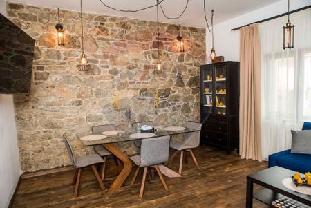 Casa moderna de inchiriat, locatie PREMIUM, in Centru Vechi - Fotografie 2