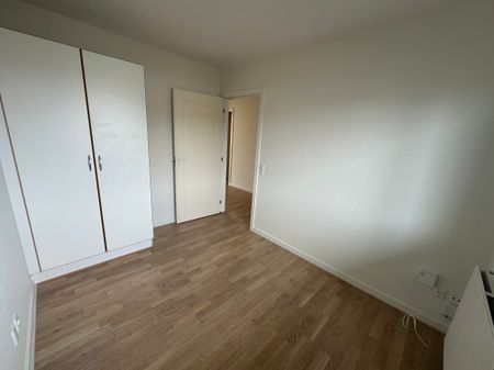 Stor og lys lejlighed tæt på Ikast storcenter - Foto 5