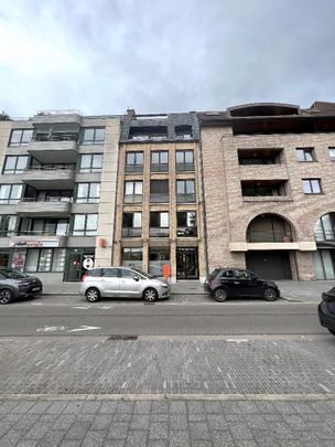 APPARTEMENT (102m²) MET 2 SLAAPKAMERS IN CENTRUM IEPER - Foto 1